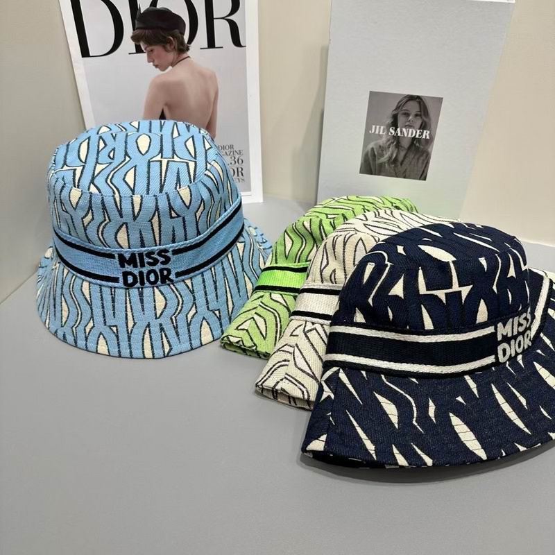 Dior hat hm05